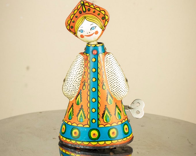 Vintage Russian Wind-up Tin Toy Doll Alenushka, 1980s Wind-up Mechanical Toy