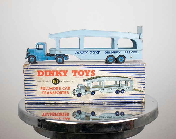 Vintage Dinky Toys Pullmore Car Transporter 982 with Ramp