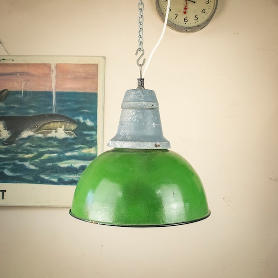 kool Assimileren deuropening Groene emaille lampenkap vintage hanglamp oude fabriekslamp - Etsy Nederland