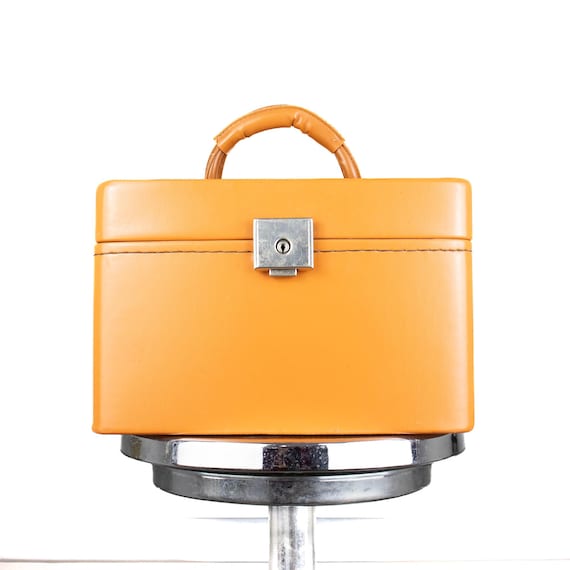 Vintage Travel Vanity Case with Key – Complete Set