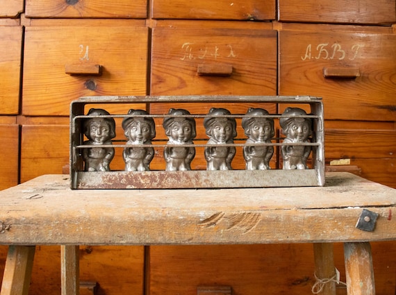 Vintage Belgian Pewter Chocolate Mold with 5 Figures