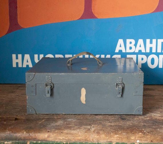 Vintage Wooden Army Case