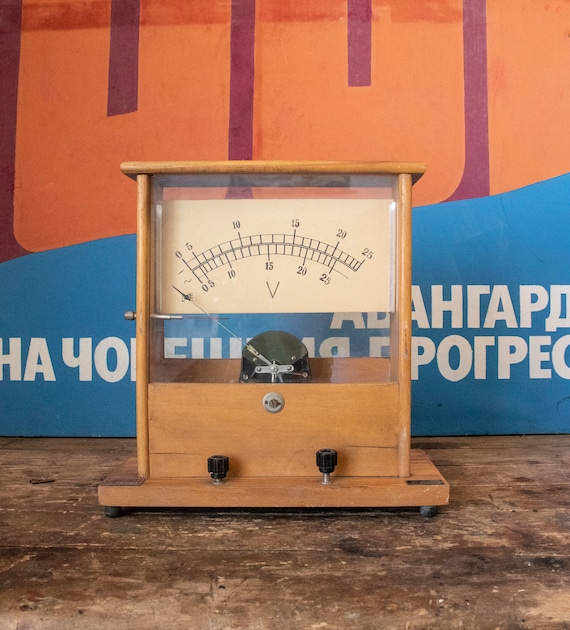 Vintage Voltmeter 1961