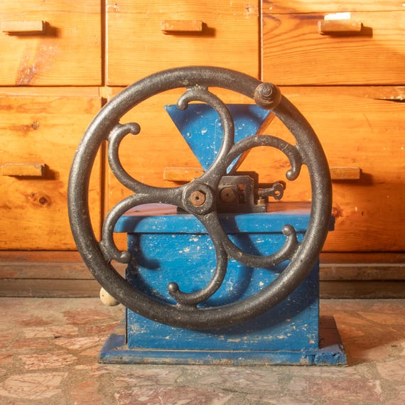 Vintage Hand-Cranked Grape Crusher, Vintage Wooden Fruit Press