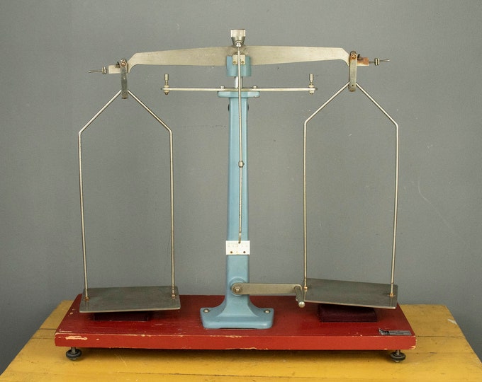 Vintage Laboratory Scale