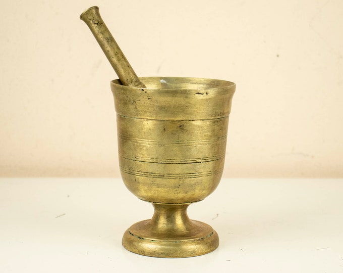 Heavy Vintage Brass Apothecary Mortar and Pestal.