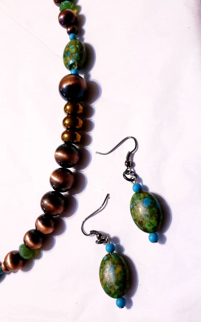 Copper indian Pearl/'sgreen stones