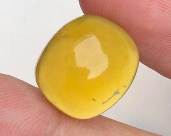 Discounted: 5.20 Carat "Potch" Yellow Opal. 17.4 x 9.8 x 4.7 mm. Untreated. Gemstone. Cabochon. Birthstone Gift. Natural Gemstone. No Flash.