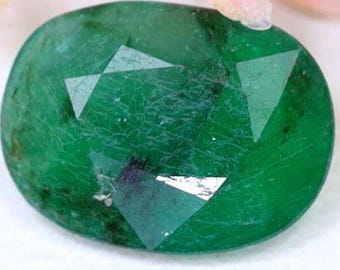 1.31 Carat Oval Cut Natural Zambia Green Emerald. Dark Green Earth Mined Emerald for Making Jewellery. Birthstone. 9 x 6.7mm. Untreated.