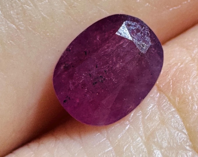 1.20 Carat Natural Pink Ruby from Madagascar. Oval Shape 7 x 5.5 x 3.7 mm. Loose Gemstones for Jewelry Making and Gifts. Earth Mined.