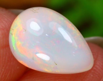2.23Ct Play of Color Flash Natural Ethiopian Welo Opal.  Unique and Beautiful Loose Gemstone for Jewellery Making or Collecting.