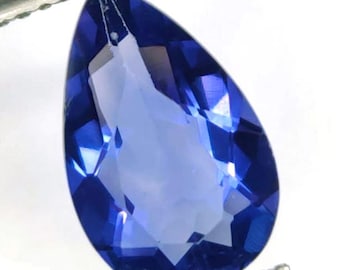 3.59 Cts Earth Mined Fluorite. Natural Color Change. Pear Cut 12.1 x 8.0 x 5.7 mm from Afghanistan. VS. Jewellery Supplies. Loose Gemstones.