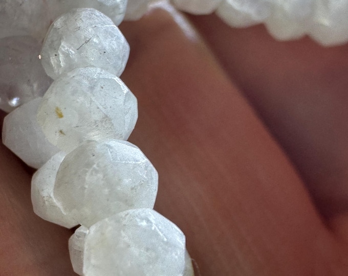 Genuine Mined 27 Cts Moonstone Rondelle Beads. 4mm. Untreated. Gemstone Beads. Beading Supplies. 6 Inch Strand.
