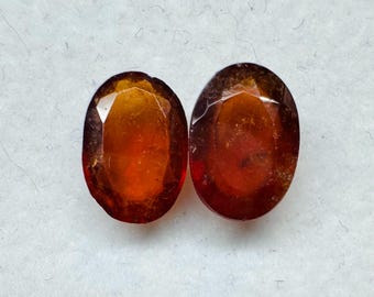 Pair: 5.30 Carat Genuine Hessonite Garnets. Rust Red Loose Gemstone for Making Jewellery. Faceted Oval Cut. 10 x 7mm. Unheated.