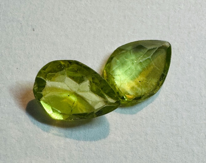 Discounted: 2 Pieces 1.65 Carat Natural Green Peridot Gemstone. SI. Pear-shaped. Untreated. Medium Green. Earth Mined. Loose Gemstones.