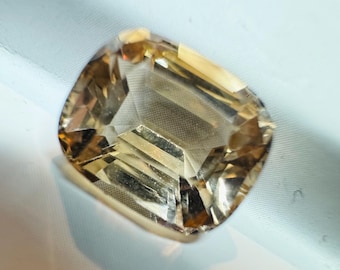 5.60 Ct Earth Mined Topaz Gemstone. Loose Gemstones for Jewelry. VVS. 11 x 9 x 6.5 mm. Cushion Cut. Treated. Gold Gemstone.