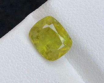 Mali Garnet 2.75 Carat. Genuine Mined Faceted Olive Yellow. Cushion Gemstone. 8.1 x 6.6 x 5.2 mm. Untreated. I Grade. Loose Gemstones.