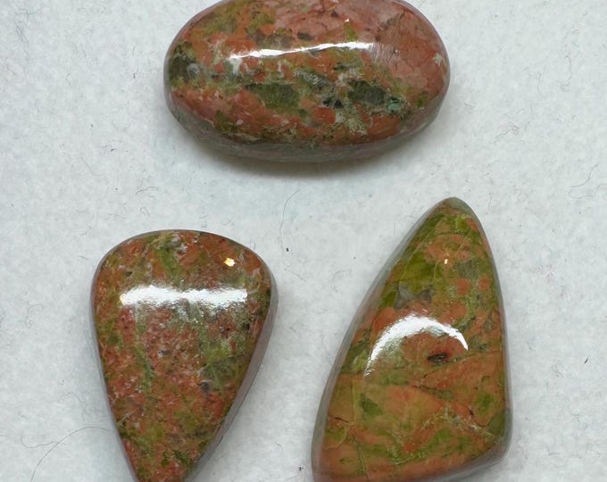 LOT: 3 Piece. 44.45 Carats. Medium Genuine Blood Green Unakite Cabochons. Pocket Stones for Making Jewelry. Pink and Green Cabochons.