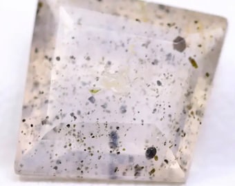 4.94 Carat Natural Unique ‘Super Seven’ Melody Stone Quartz 15.00 x 14.40 x 4.50mm Loose Gemstone for Jewelry Making and Gifts. Earth Mined