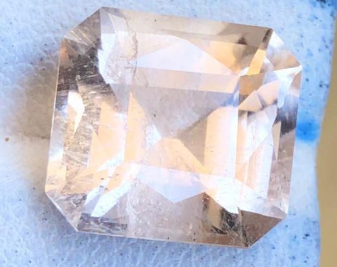 9.50 Ct Earth Mined Topaz Gemstone. Loose Gemstones for Jewelry. SI. 12.4 x 11.55 x 8.1 mm. Square Cut. Treated.