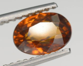 2.35 Carat Cognac Zircon Oval 7.100 x 5.900 x 4.300mm Loose Gemstone for Jewelry Making and Gifts. Earth Mined