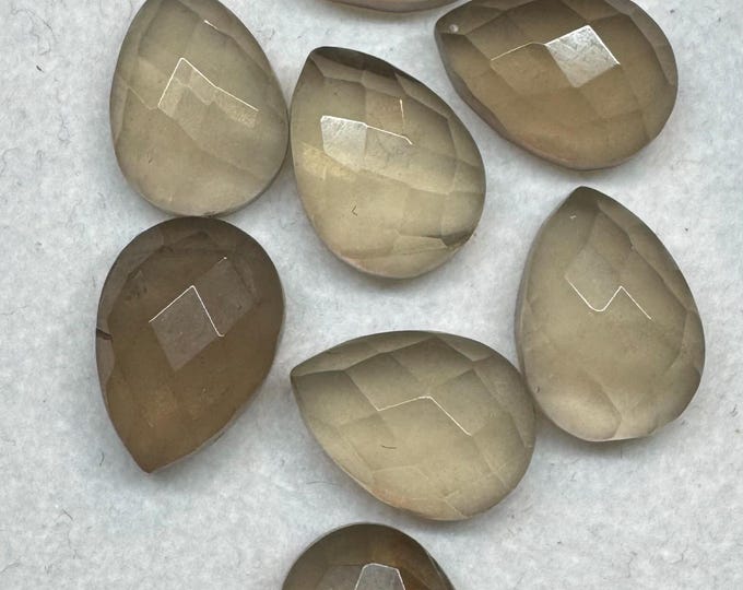 6.20 Carat Smokey Quartz. Faceted Checkered Pear Shape. Loose Gemstones for Making Jewellery Untreated. Single Piece. 14 x 10 x 5.6 mm.