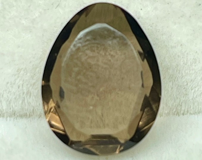 1.70 Carat Stunning Natural Smoky Quartz Pear Cut 8.400 x 6.500 x 3.300 mm for Jewelry Makers and Gifts. Genuine Earth Mined.