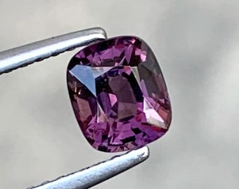 0.89 Carat Natural Spinel. SI. Beautiful Light Purple/Grey Spinel. Ring Jewellery Making Loose Gemstone. Gift. Investment.