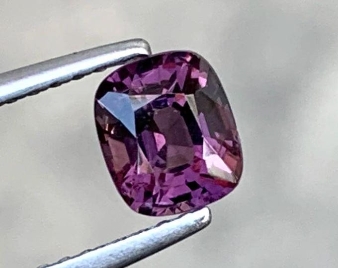 0.89 Carat Natural Spinel. SI. Beautiful Light Purple/Grey Spinel. Ring Jewellery Making Loose Gemstone. Gift. Investment.