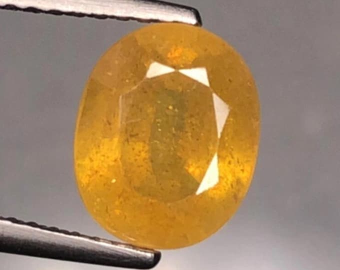 4.76 Carat Unusual Natural Yellow Sapphire Oval Cut 10.60 x 8.50 x 5.30 mm Loose Gemstone for Jewelry Making and Gifts. Genuine Earth Mined.