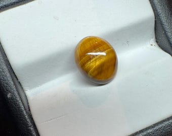 3.00 Carat Tigers Eye Cabochon. Healing Stone. Oval Shape. Loose Gemstones for Jewelry. Genuine Mined. Untreated. Cabbed in Canada.