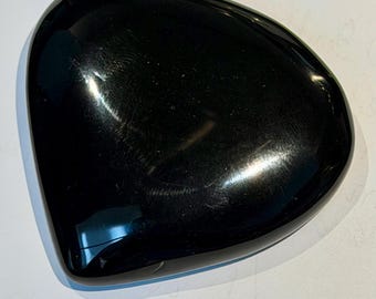 315.65 Carat Natural Jet Black Palm Agate Healing Cabochon 54.0 x 57.8 x 13.5 mm Loose Gemstone for Jewelry Making and Gifts. Chip on back.