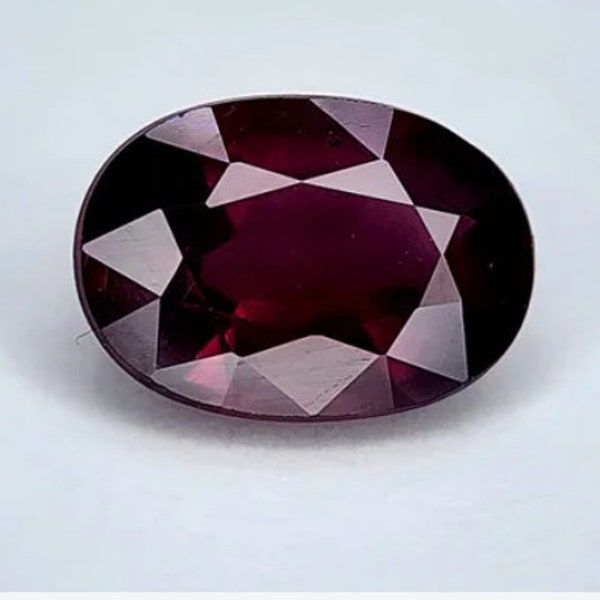 1.42 Carat Earth Mined Grape Garnet. Faceted Oval Loose Gemstone. Purple Garnet. Jewelry Supplies. Rings. Gifts. 7x5x3mm. Birthstone. VVS