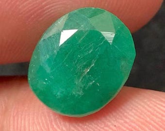 5.90 Carat Genuine Mined Large Natural Faceted Emerald for Making Jewelry or Pendants. Opaque Green Emerald Oval Cut. Birthstone.