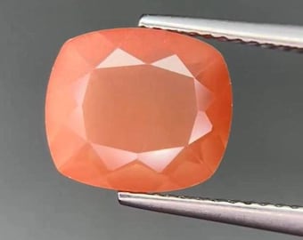 3.01 Carats Natural Bi-Color Andesine Feldspar Cushion Cut Sunstone. Untreated. Golden Peach. Loose Gemstone. 10.8 x 9.5 x 4.8 mm.