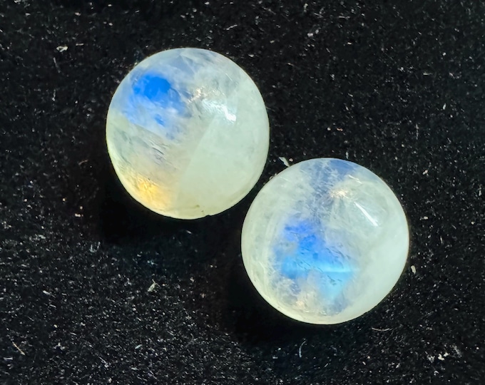 2 Piece: 7.30 Carat Natural Moonstone. Natural Gemstone Cabochon. Round Polished.  8.9mm. Jewelry Supplies. Untreated Gemstones. Not Matched