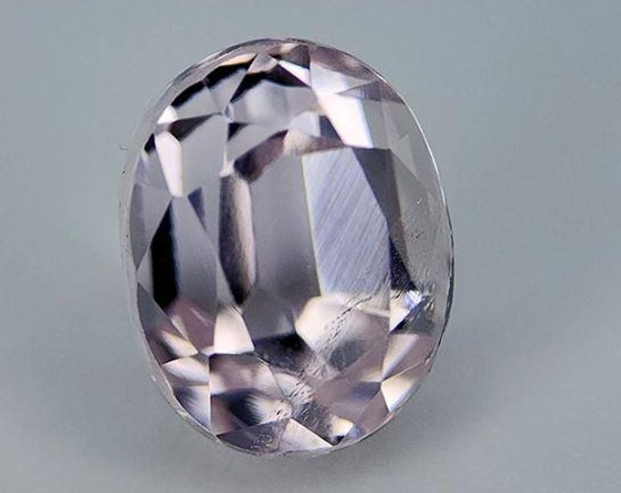 2.89 Carat Natural Kunzite Loose Gemstones for Jewelry. VS. Rose Pink. Faceted Oval. Genuine Mined. 8 x 7 x 6.5 mm. Birthstone and Gifts.