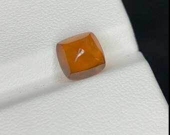 3.07 Carat Natural Sugar Loaf Garnet Burnt Orange 8.09 x 8.04 x 5.33 mm Loose Gemstone for Jewelry Making and Gifts. Ethically Mined