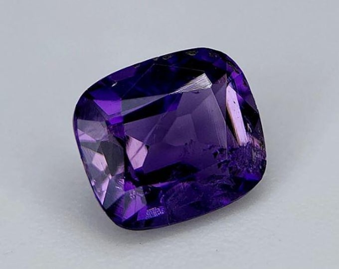 Rare Purple Scapolite 0.75 Carats. Genuine Earth Mined Natural. Dark Purple Gemstone. Loose Gemstones for Jewellery. VS. 6 x 5 x 4 mm