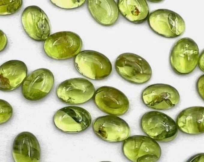 1.00 Carats Natural Peridot Cabochon. Earth Mined. Loose Gemstone for Making Jewellery. Oval. 7 x 5.1 x 4 mm. Untreated. Included Grade.