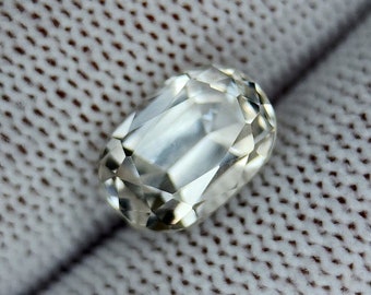 4.39 Carat Triphane Kunzite Natural Loose Gemstone (Not Lab Created). Large Faceted Oval for Jewellery Making. Birthstone. Genuine Mined