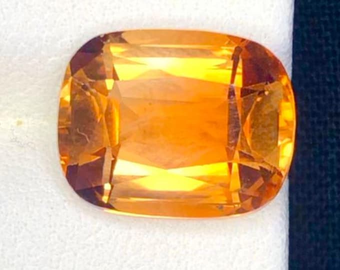 5.50 Ct Earth Mined Topaz Gemstone. Loose Gemstones for Jewelry. VS. 11.5 x 9.3 x 5.8 mm. Cushion Cut. Treated. Gold Gemstone.