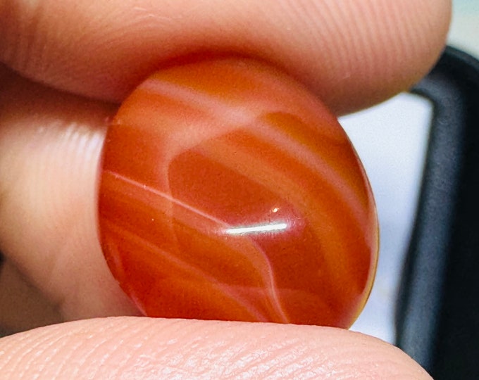 14.30 Carat Natural Fanta Orange Carnelian. Fraser Valley B.C. Oval Unheated 18.30 x 13.7mm. Loose Gemstone for Jewelry Making and Gifts.