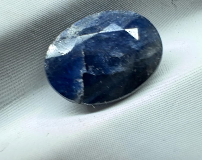 Discounted: 3.10 Carat Natural Blue Sapphire. Oval Shape Sapphire. 10 x 7.9 x 3.8mm. Included Loose Gemstone. Jewelry Making.