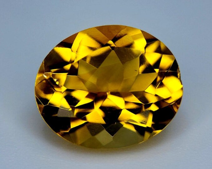 3.0 Carat Natural Madeira Citrine Oval Cut Loose Gem. Faceted Loose Gemstone for Making Jewellery. 10 x 9 x 5 mm. VVS. Genuine Mined.