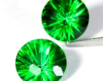 4.71 Ct Beautiful Vibrant Green Topaz Pair 8.000 x 8.000 x 5.301 mm Round VVS Loose Gemstone for Jewelry Making and Gifts. Earth Mined.