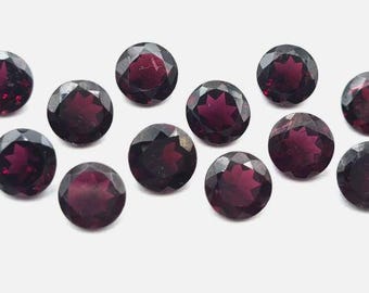 2.45 Carat Earth-Mined Grape Garnet. Faceted Round Loose Gemstone. Purple Garnet. Jewelry Supplies. Rings. Gifts. 8x8mm. Birthstone.
