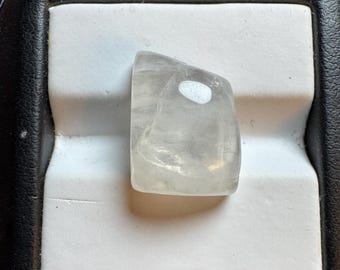 14.60 Natural Royal Blue Moonstone. Natural Gemstone Cabochon. NO "Flash". Fancy Polished. 18 x 12.1 x 7.7 mm. Jewelry Supplies.