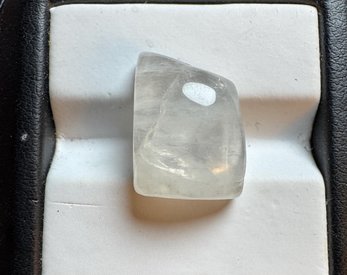 14.60 Natural Royal Blue Moonstone. Natural Gemstone Cabochon. NO "Flash". Fancy Polished. 18 x 12.1 x 7.7 mm. Jewelry Supplies.