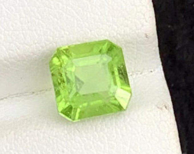 Natural Green Peridot 3.35 Carats Gemstone. Loose Natural Gemstone for Making Jewelry. Master Cut. Cushion Cut. Medium Green. Pakistan.